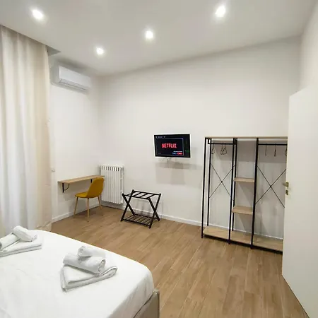 Nunziatina Ai Spagnoli 4* נאפולי