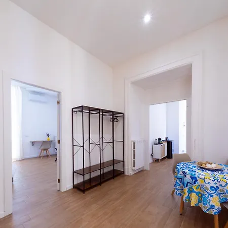 Konukevi Nunziatina Ai Spagnoli 4*